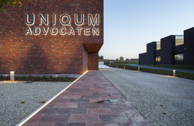Uniqum Advocaten - Kortrijk - c-Annick Vernimmen - 0520
